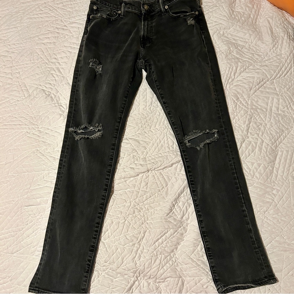 Abercrombie & Fitch Men's Black Distressed Athletic Slim Jeans